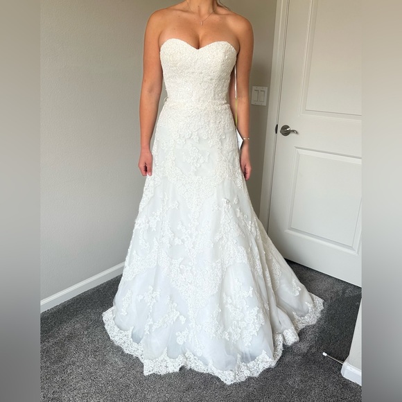 PRONOVIAS BASMA Lace A-line Strapless Wedding Dress Size 8 - threedaughtersproperties.com PRONOVIAS BASMA Lace A-line Strapless Wedding Dress Size 8 - threedaughtersproperties.com